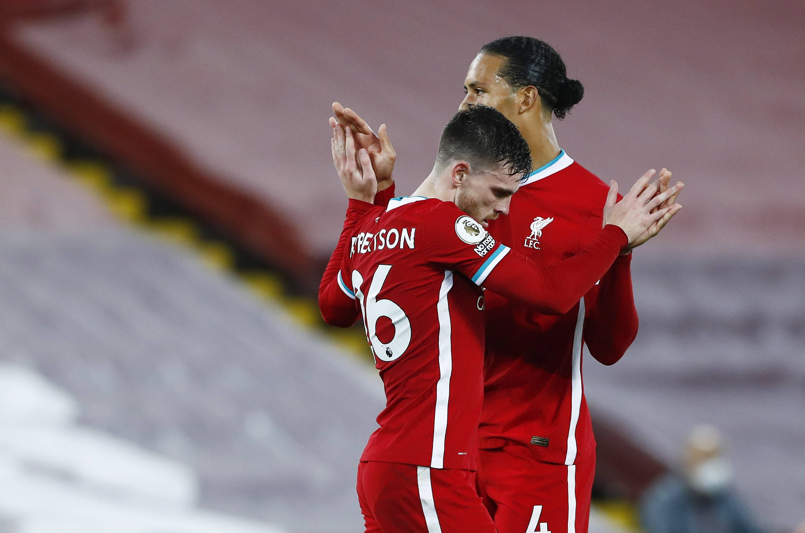 待的球员首 待的球员首